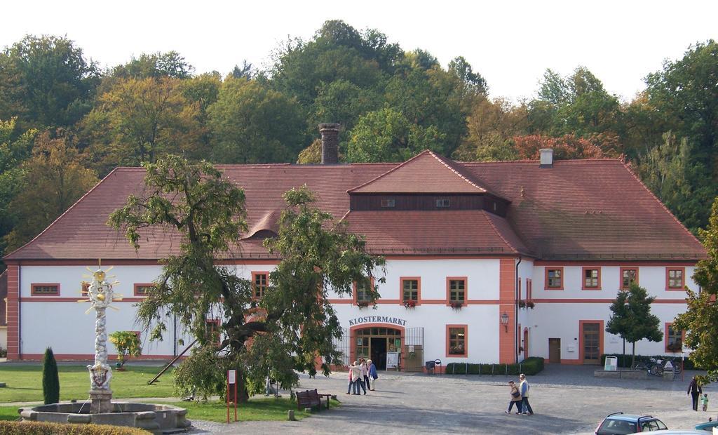 Gaestehaeuser St. Marienthal Exterior foto
